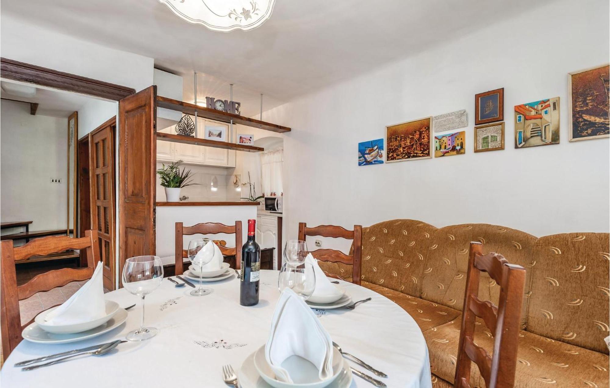 Nice Apartment In Kastav With Wifi Екстериор снимка